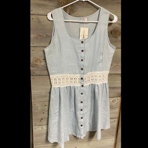 Women’s blue button down dress with lace Large